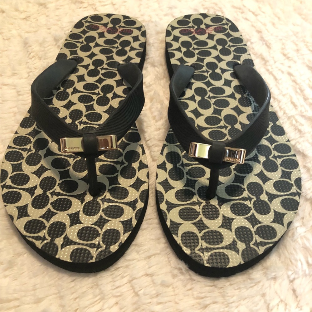 Coach Flip Flops Size 8